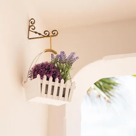 Bed & Breakfast Li Pumi Alliste